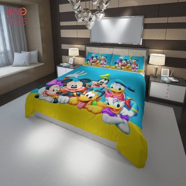 BEST Disney Mickey Mouse And Friends Duvet Cover and Pillowcase Set Bedding Set