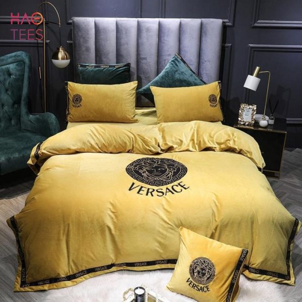 BEST Versace Fashionable Bedding Set Luxurious