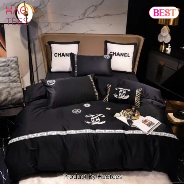 Chanel Black Premium Bedding Set Luxury Brand Duvet Cover Home Decor Special Gift