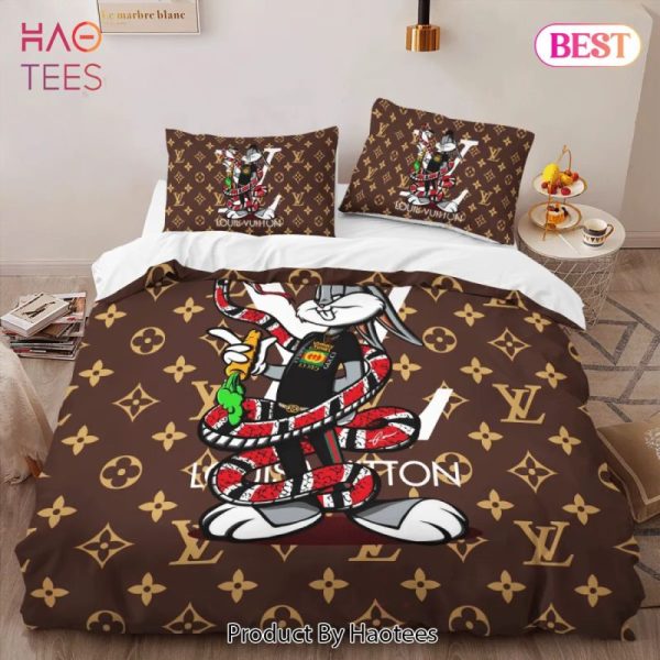 Louis Vuitton Snake Logo Luxury Brand Bedding Set Bedspread Duvet Cover Set Home Decor