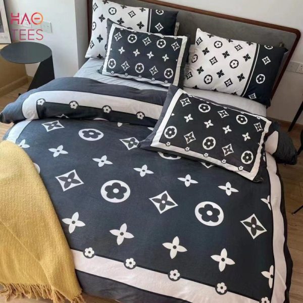 [NEW] Louis Vuitton Blue Luxury Brand Bedding Sets All Over Printed